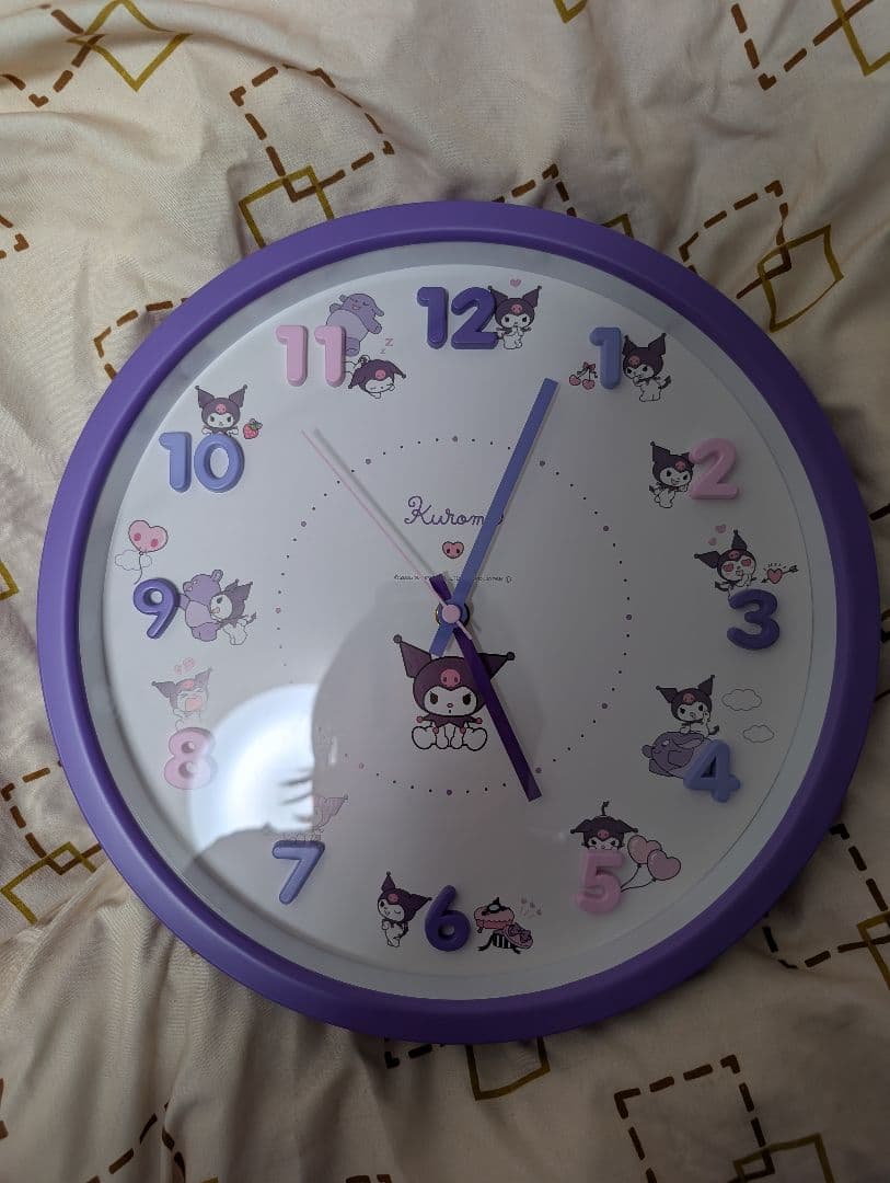 Sanrio ハローキティ 壁時計 紫