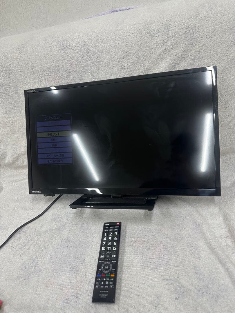 ！TOSHIBA REGZA 24S22 液晶テレビ　24インチ　2020年製