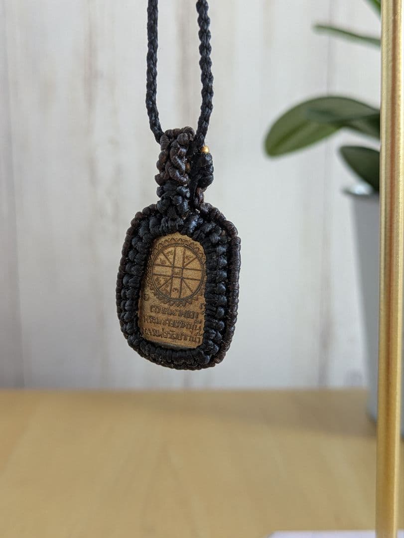 プラクルアン　タイのお守り　ハンドメイド　仏陀