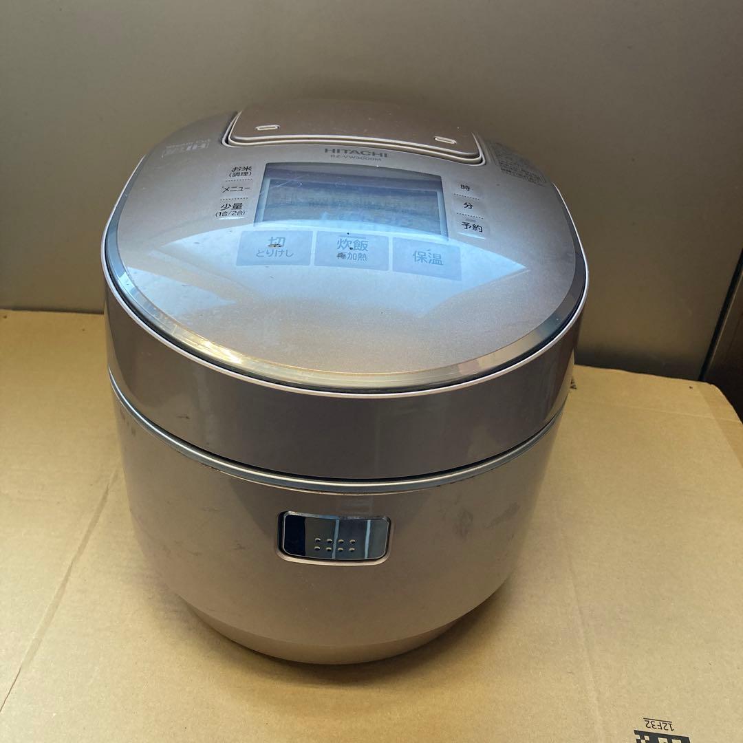 HITACHI RZ-VW3000M 炊飯器　2015年製