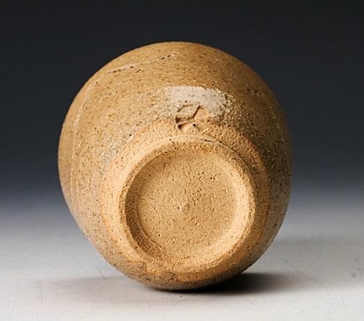 【貴重】和田守卑良　線彫りぐい吞　M295