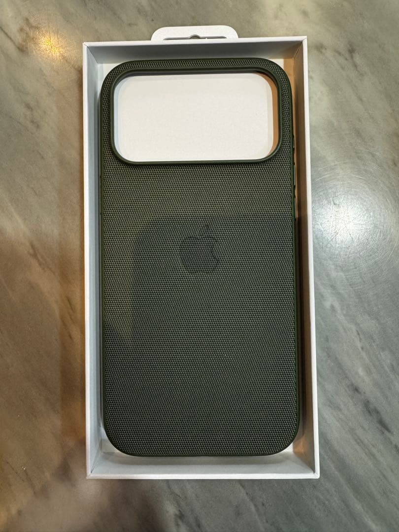 iPhone17 ProMax用純正 テックウーブンケース