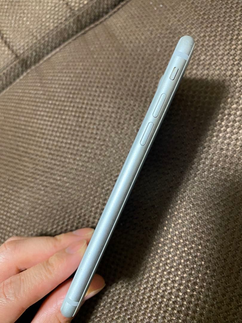 iPhone 8 本体 最大容量100% 256GB