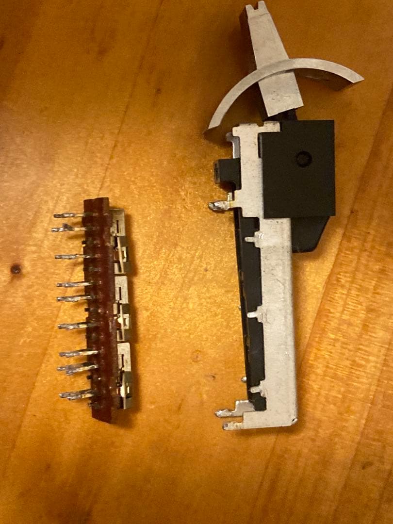 【整備済み完動】SANYO おしゃれなテレコ