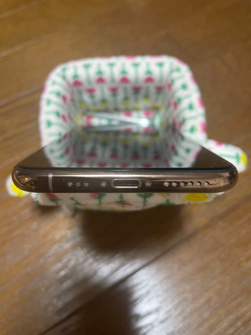 Apple iPhone Xs ゴールド 本体64GBsimロックあり