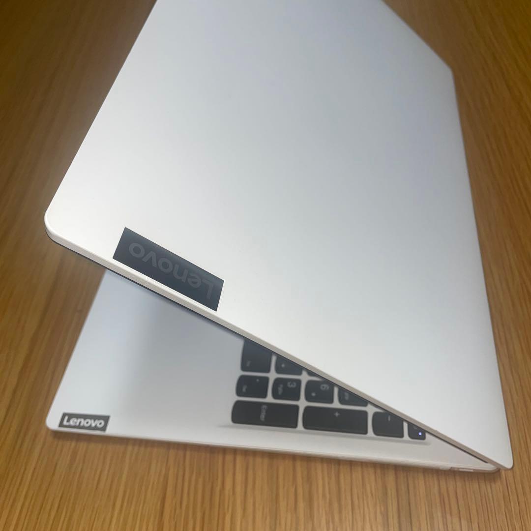 美品Lenovo Ryzen3 8GB SSD256GB Office2021