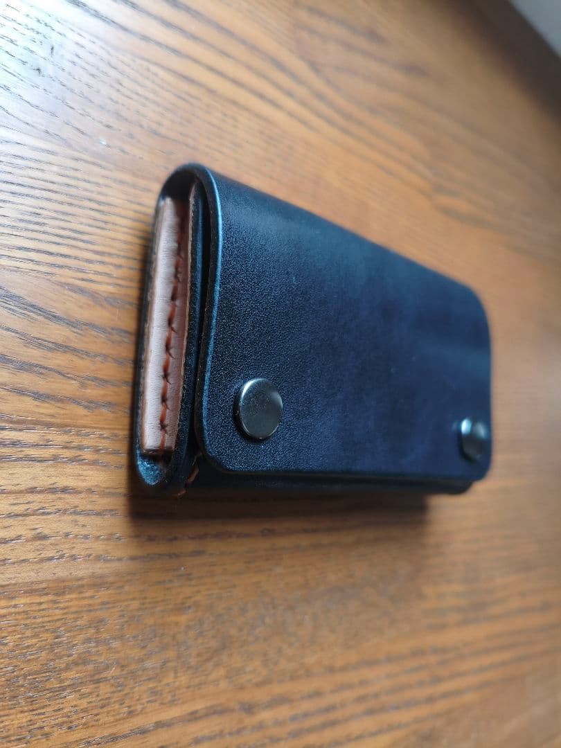 サドルレザー　ケース　ヌメ革　シンプル　ハンドメイド