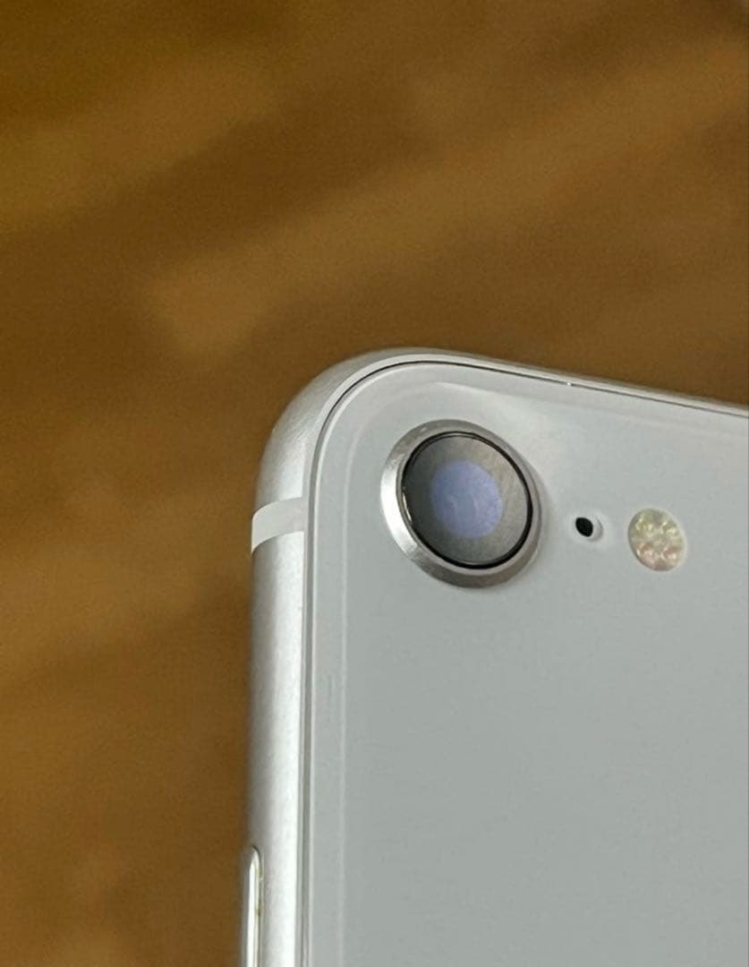 Apple iPhone8 SIMロックなし　最大バッテリー76%