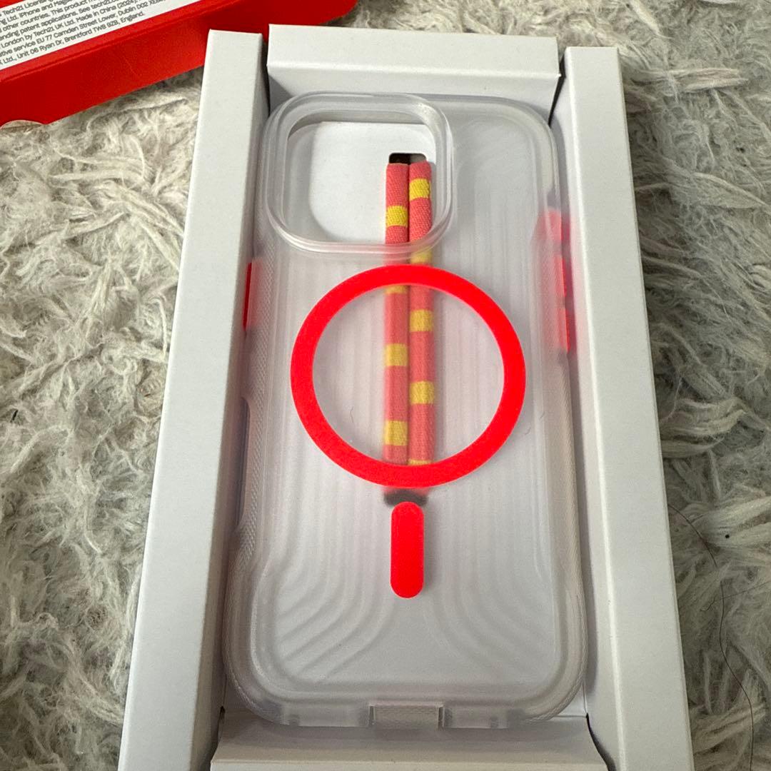 Apple Store購入 iPhone16Pro ケース【新品】値下げ