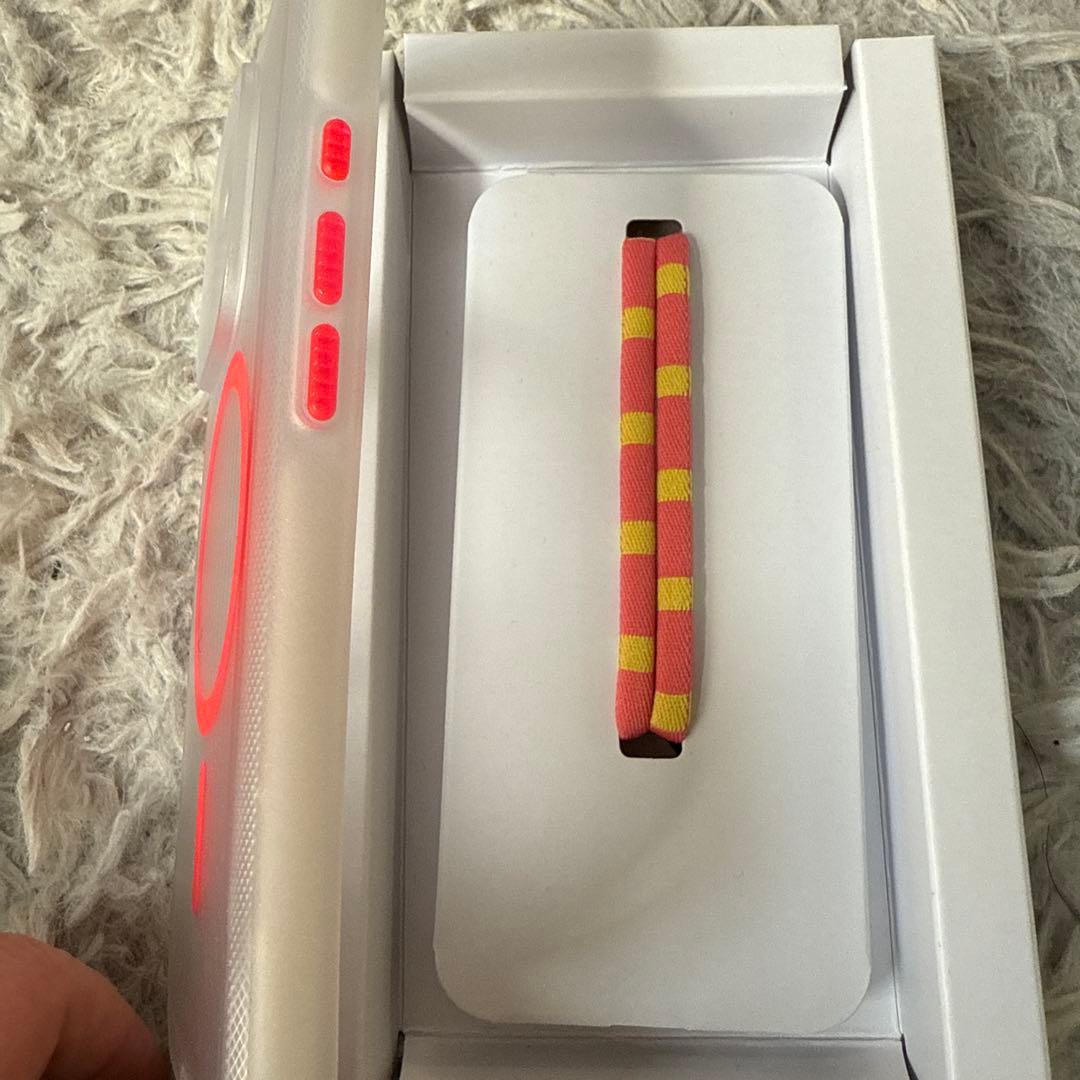 Apple Store購入 iPhone16Pro ケース【新品】値下げ