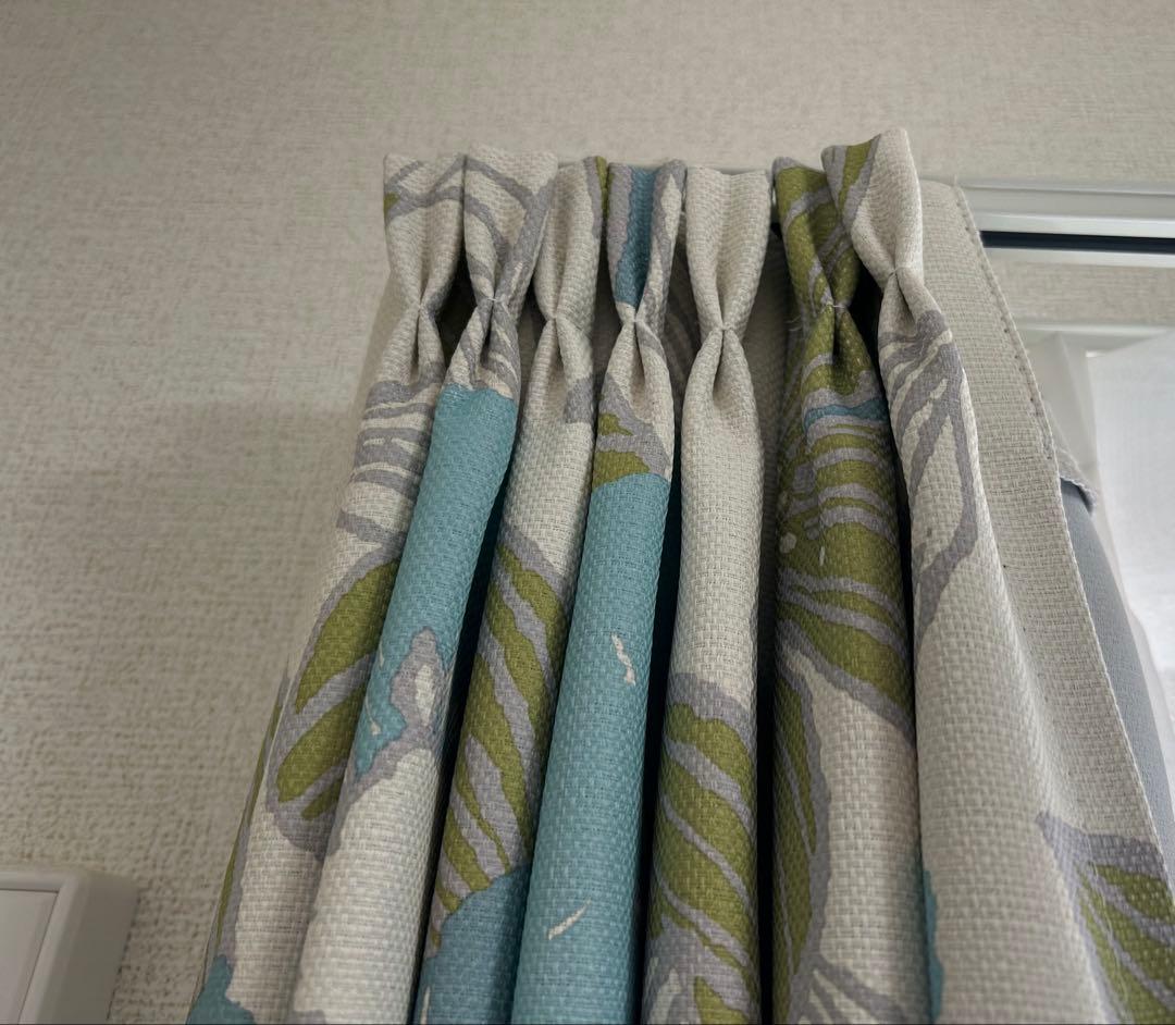 ニトリ花柄カーテンセット