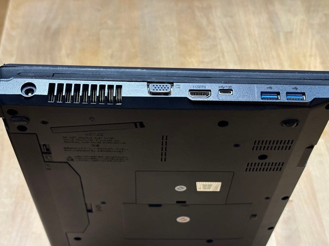 富士通LIFEBOOK A5511/G 15.6 11世代i5 16/512GB