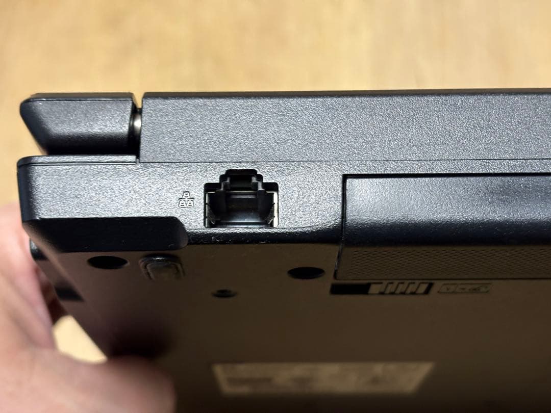 富士通LIFEBOOK A5511/G 15.6 11世代i5 16/512GB