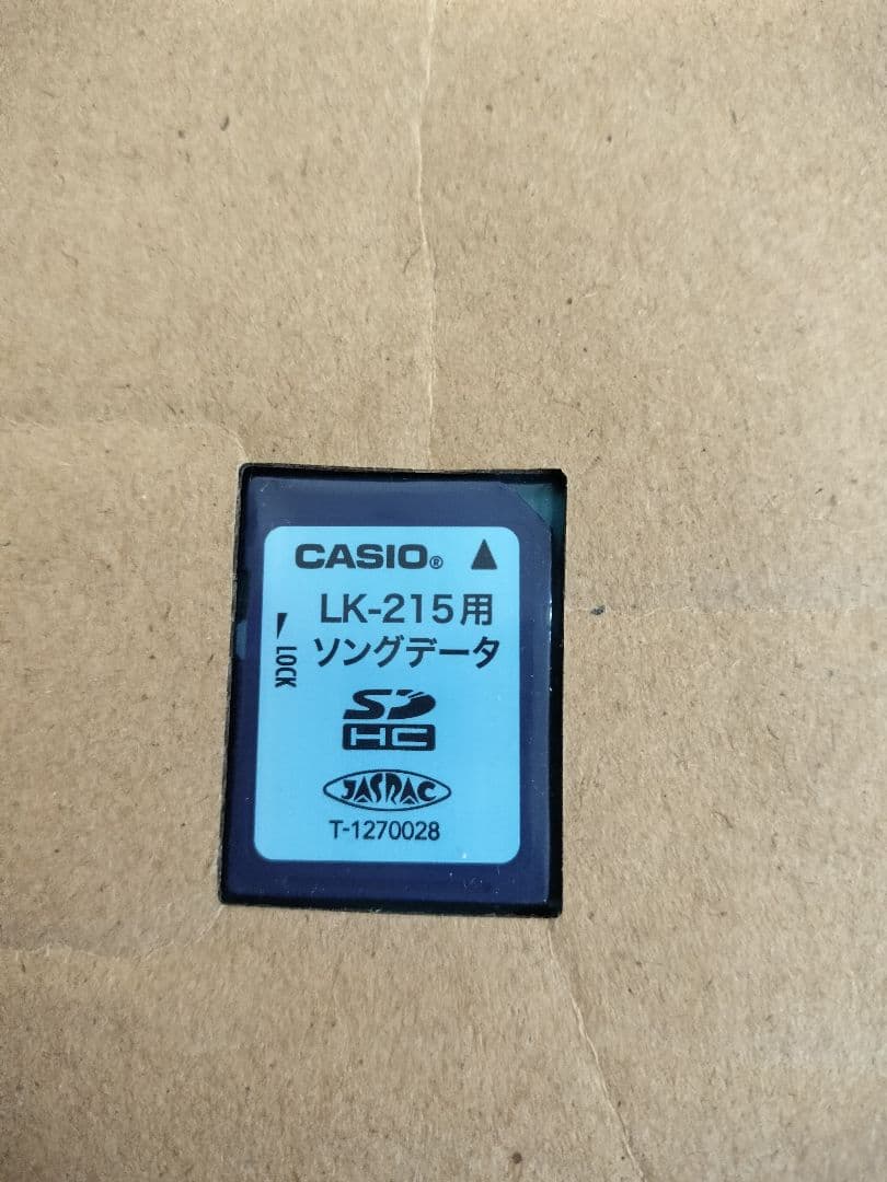 カシオ 電子キーボード 61標準鍵 光ナビゲーションキーボード LK-215