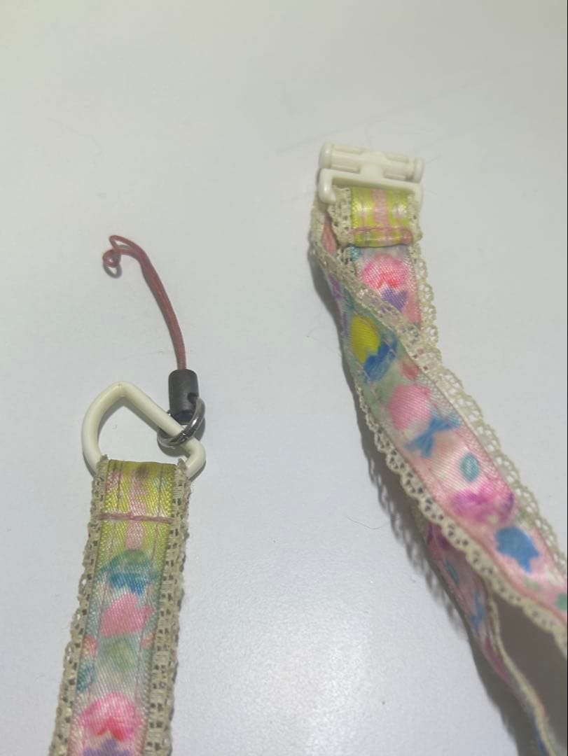 たまデコピアス ゆめみるチェンジリボン ストラップ付き たまごっちP's ピース