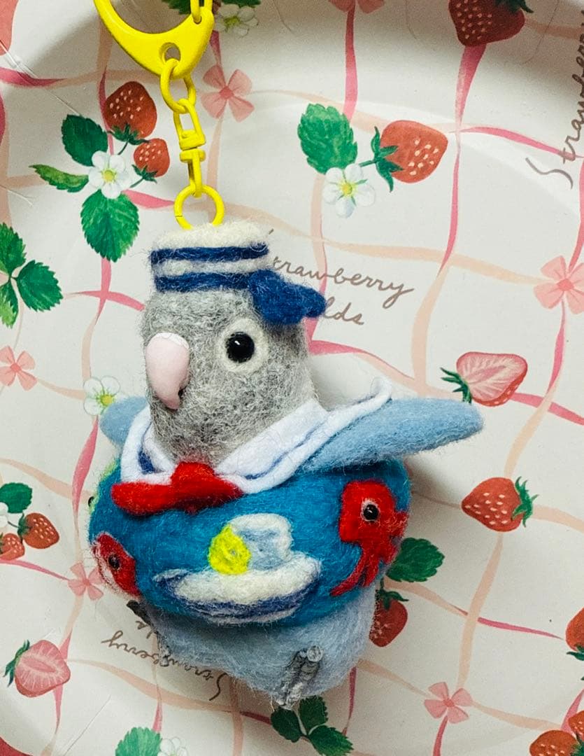 専用ページ　夏　羊毛フェルト　ボタンインコキーホルダー　オーダー品　鳥