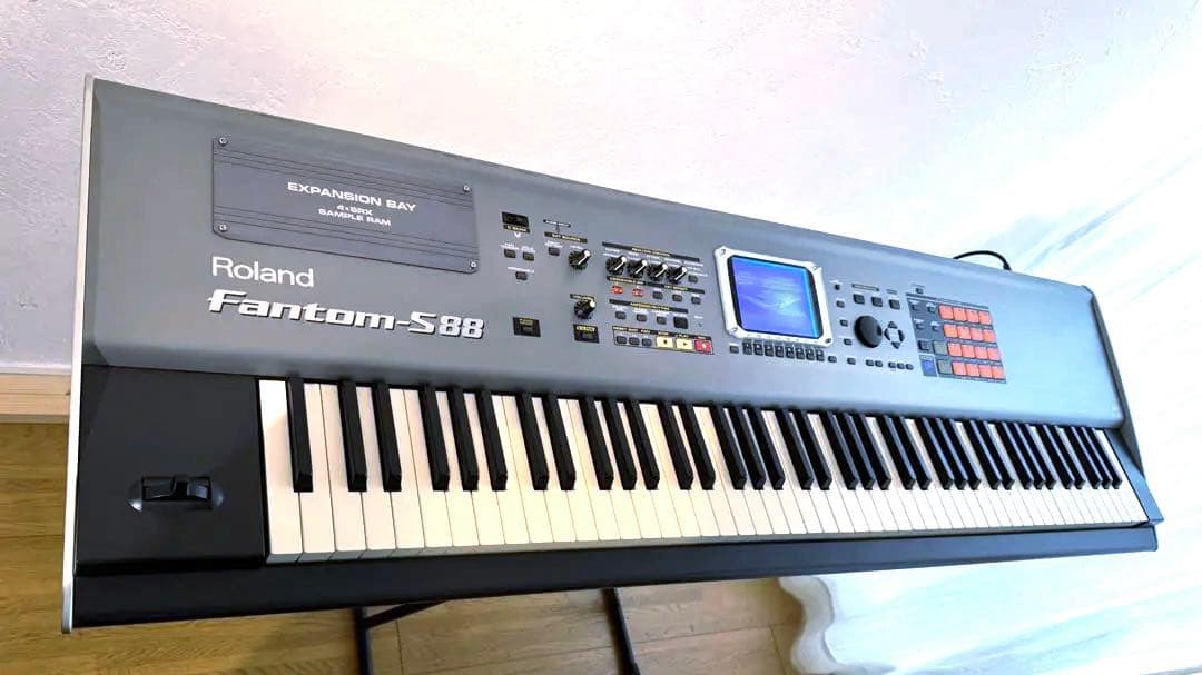 美品 Roland Fantom‑S88 88鍵 完動品 AC付 カバー保管
