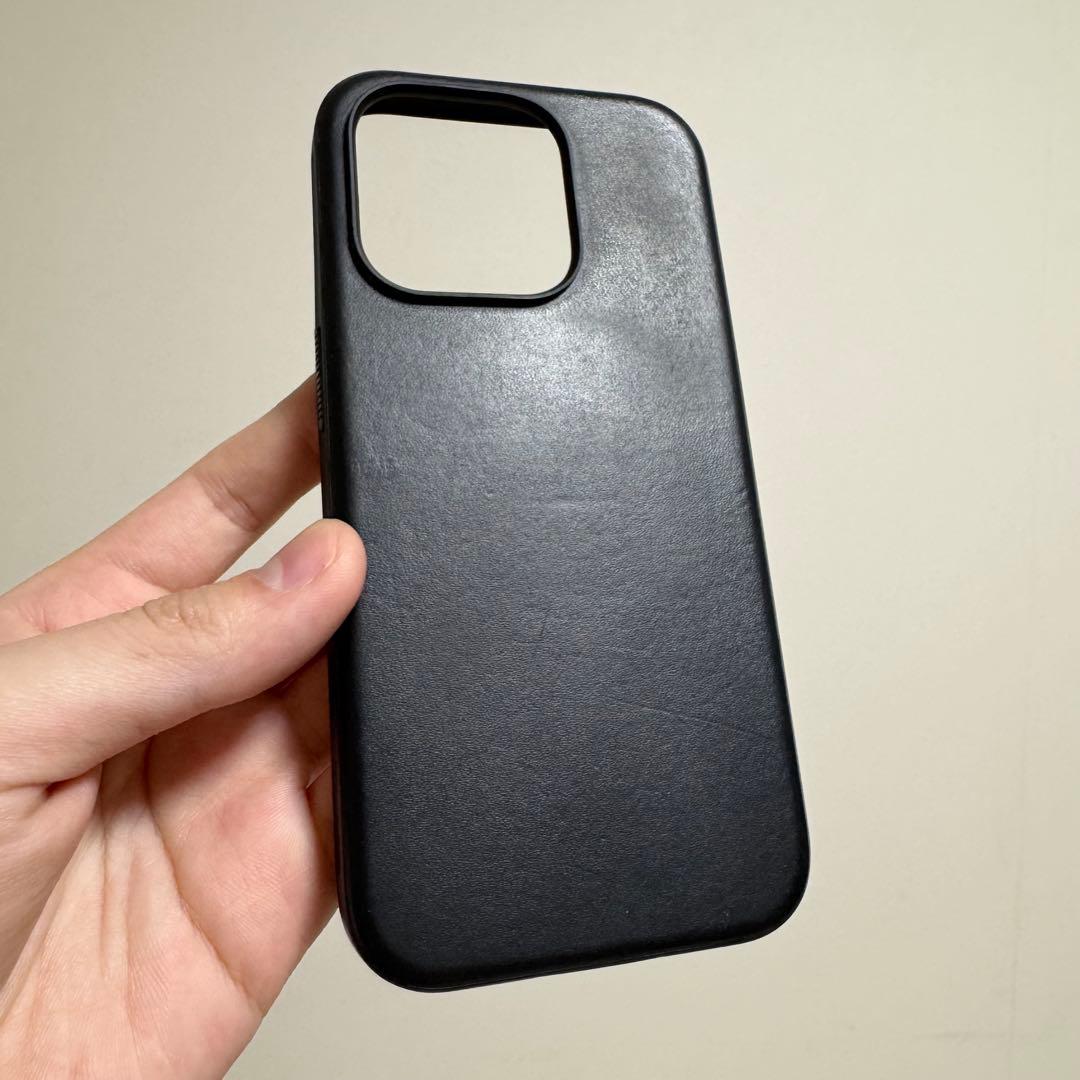 NOMAD ノマド iPhone15Pro レザーケース ホーウィンレザー