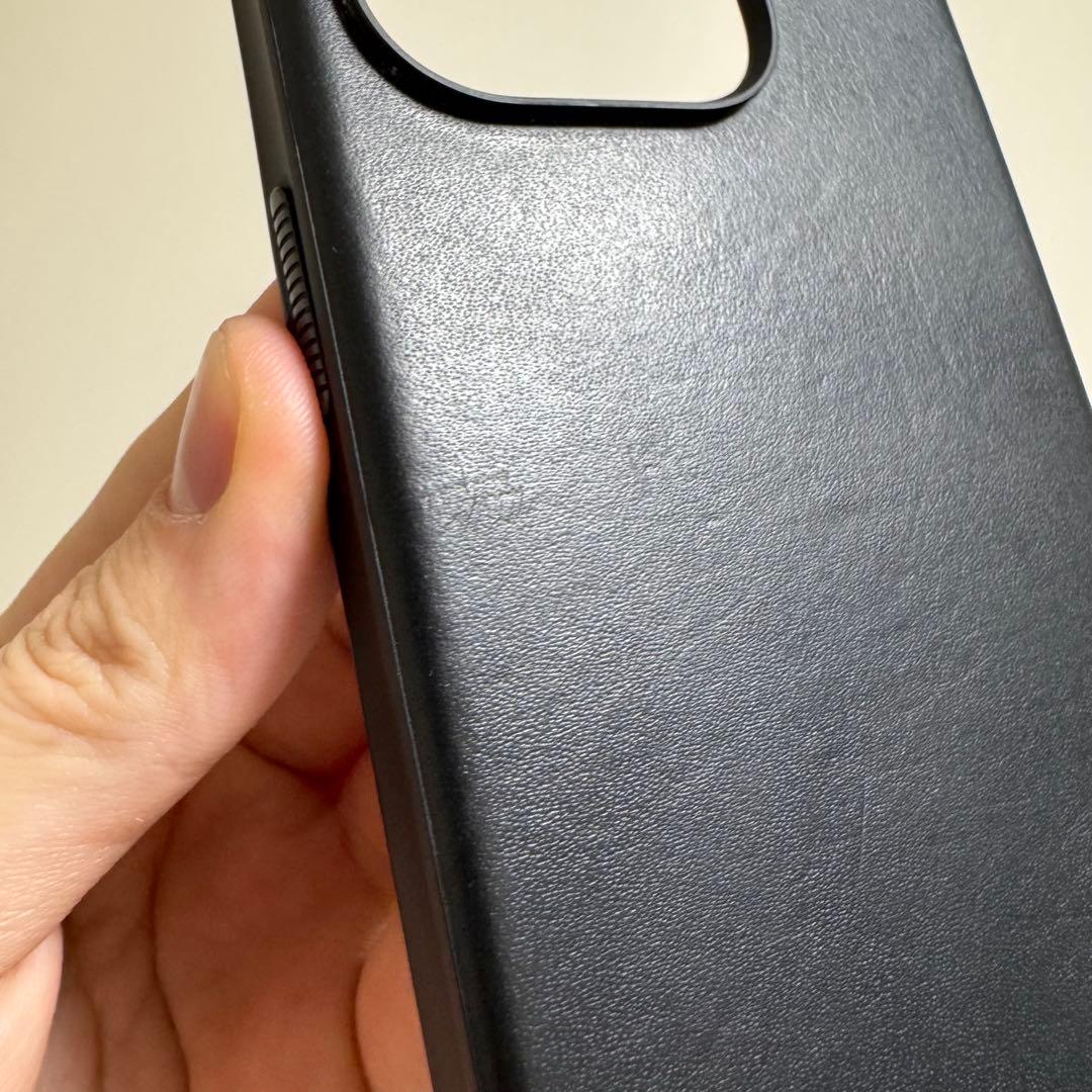 NOMAD ノマド iPhone15Pro レザーケース ホーウィンレザー