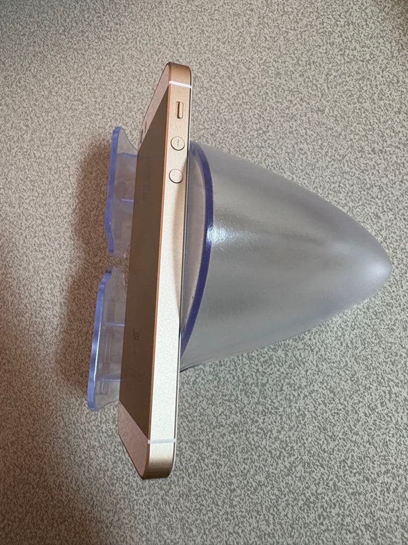 【美品】iPhoneSE ゴールド 64GB 92%