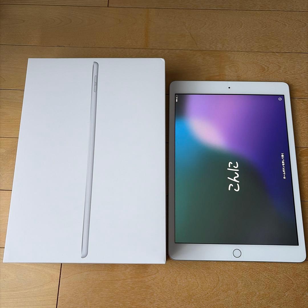 Apple iPad シルバー 本体　第7世代　美品　Wi-Fiモデル