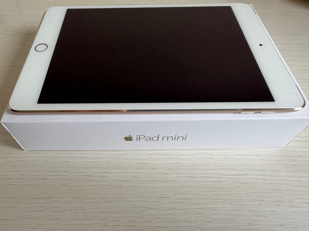 iPad mini 第4世代 128GB ゴールド Wi-Fi Cellular