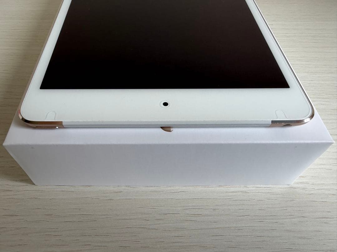 iPad mini 第4世代 128GB ゴールド Wi-Fi Cellular