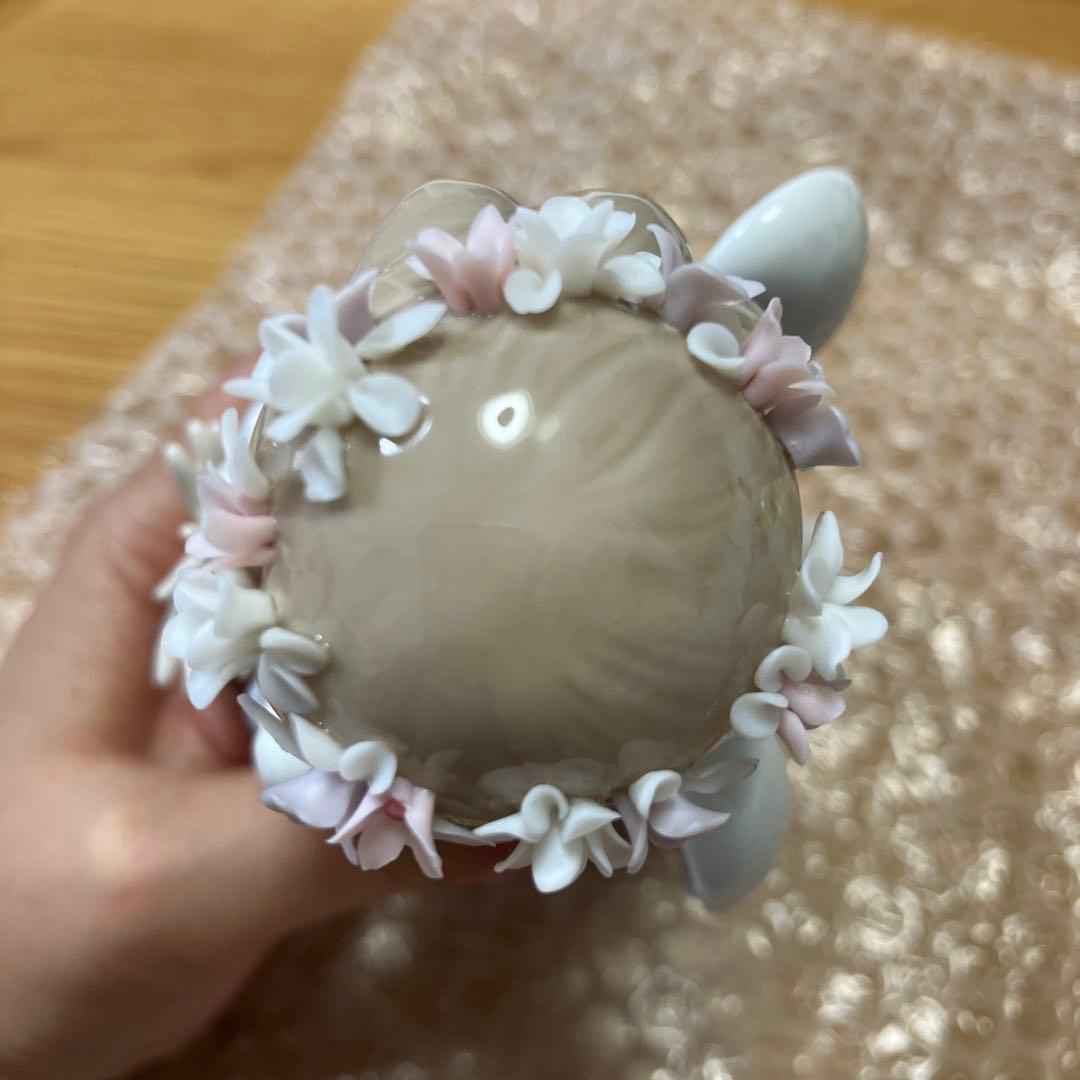 リヤドロ うさぎを抱く天使