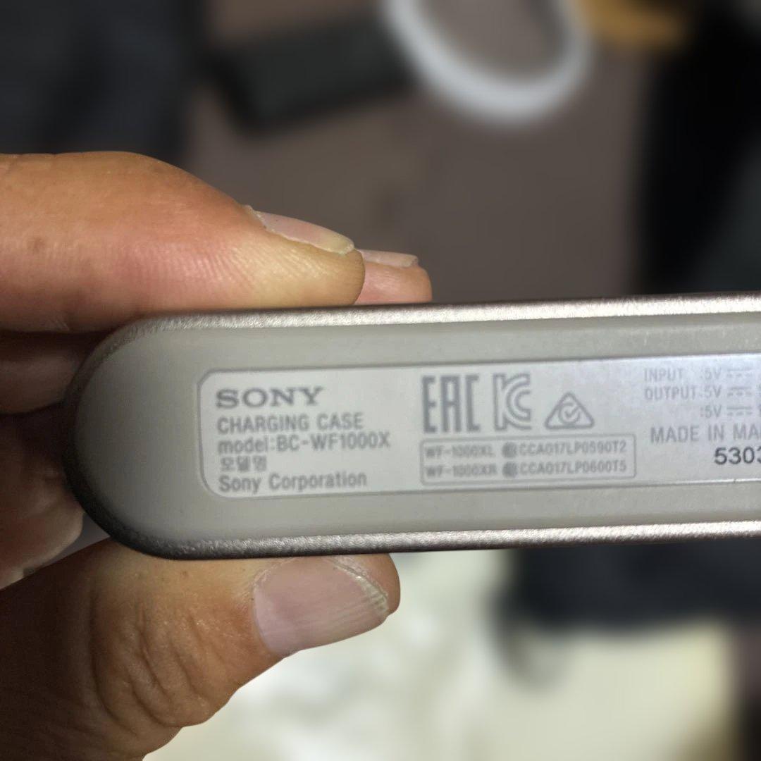 ‼️新品未使用品‼️SONY BC−WF1000X　ワイヤレスイヤホン