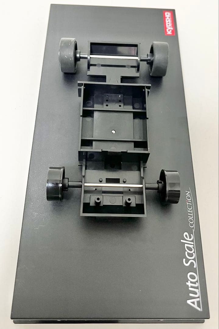 京商　シボレー コルベット C8.R イエロー シャーシ セット ミニッツ