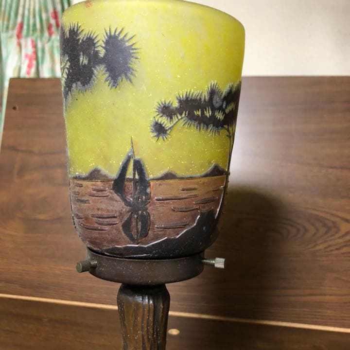 ステンドグラスランプ