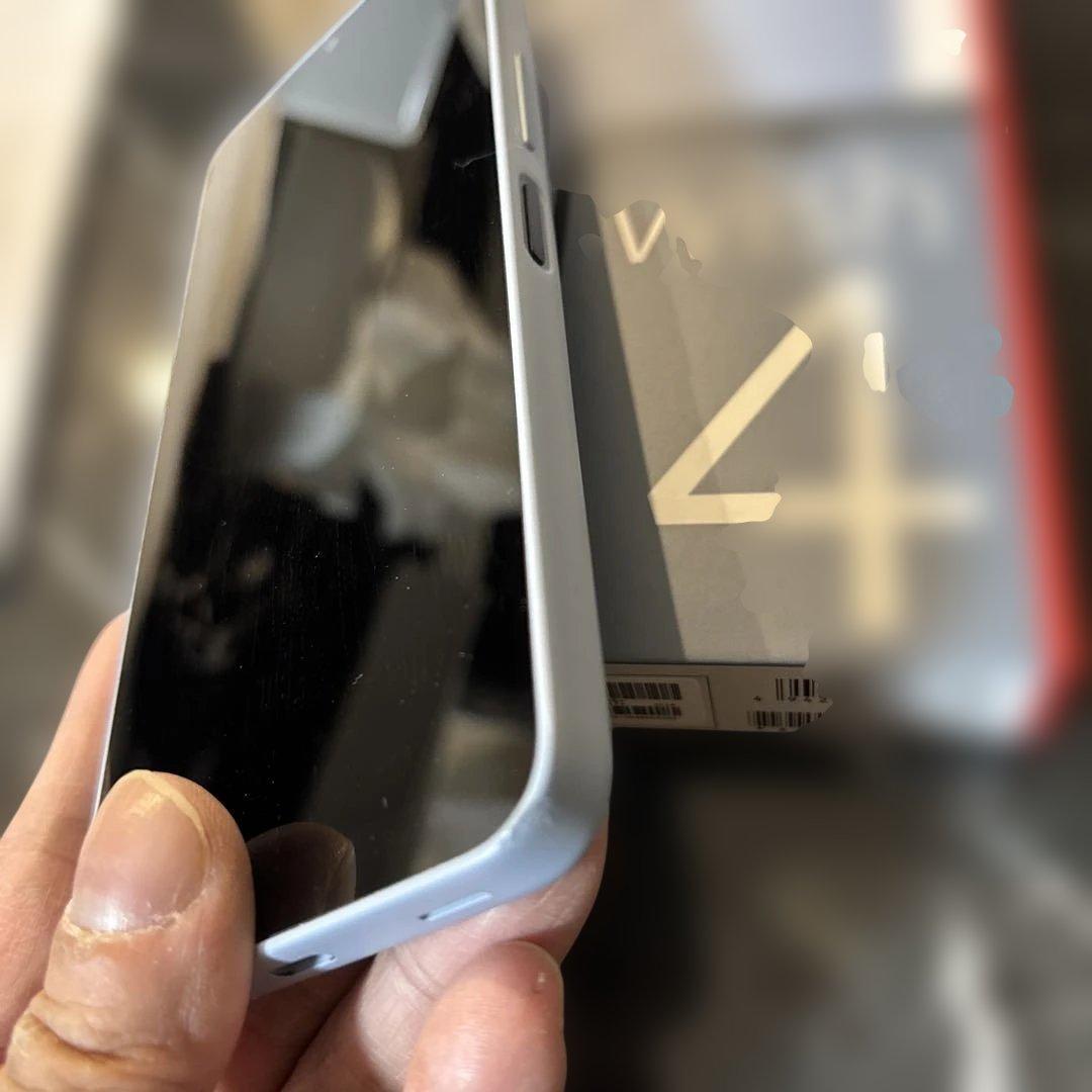 docomo AQUOS wish 4 ブルー本体 美品