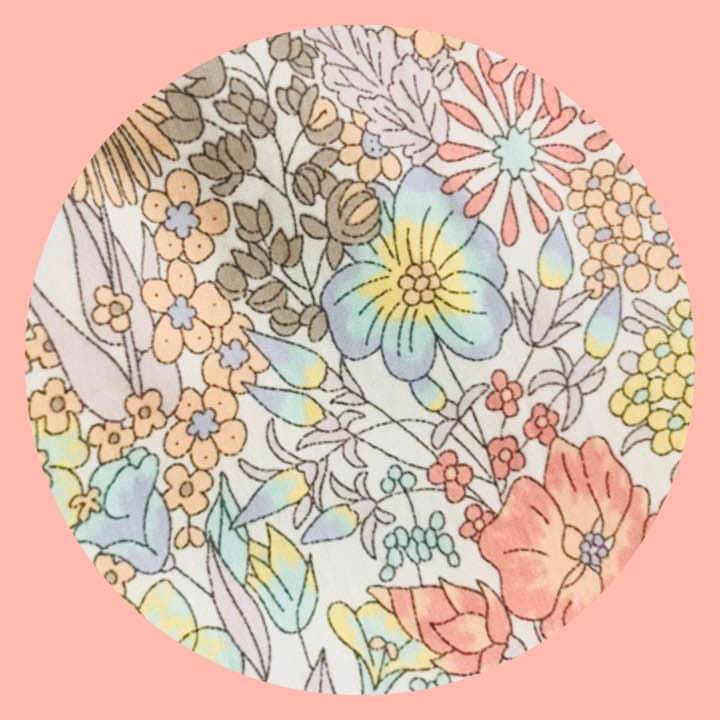 No.21 ♡リバティ マーガレットアニー の花びらスタイ♡