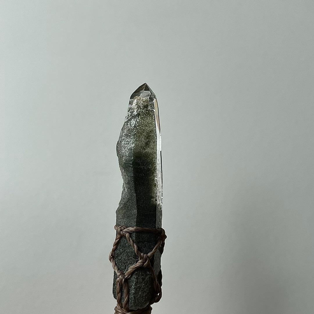 ヒマラヤ水晶 ガネッシュヒマール 緑泥石 ＊マクラメペンダント ネックレス 57