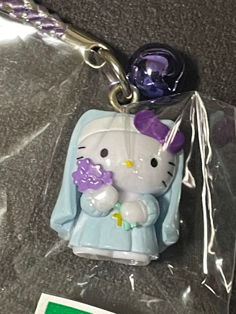 レア！ご当地キティ根付け 北海道限定　函館　シスター