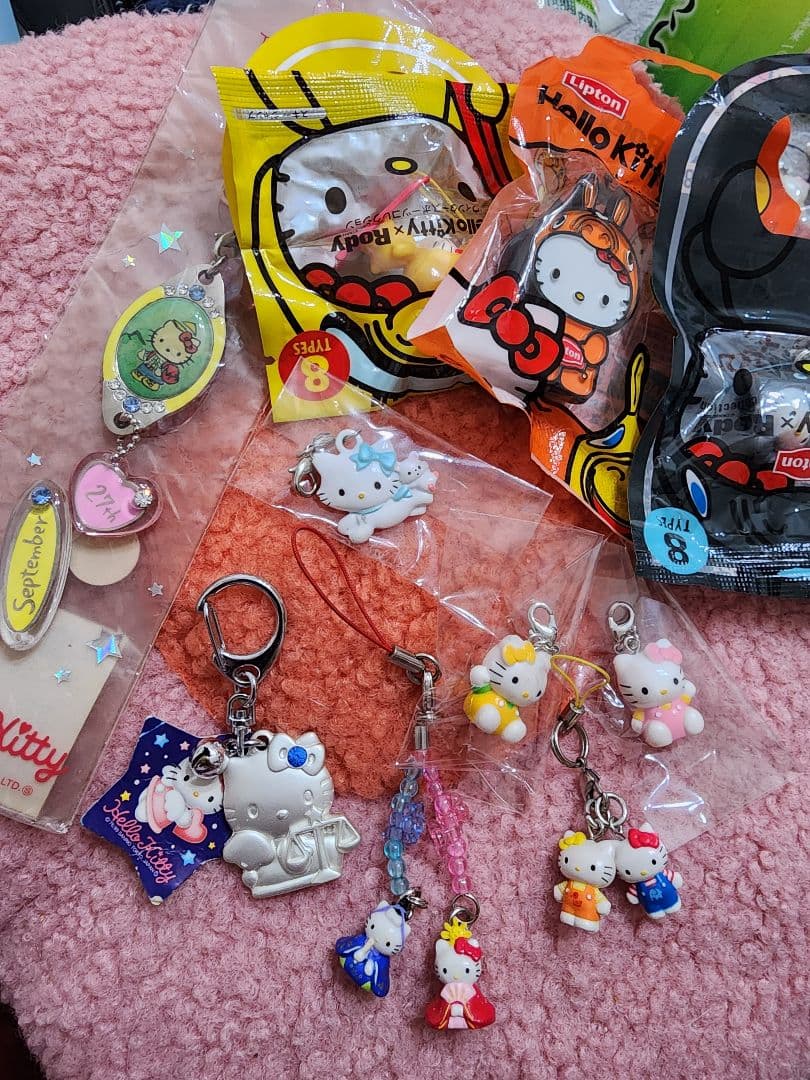 HELLO KITTY　当時品　マスコット・ストラップセット