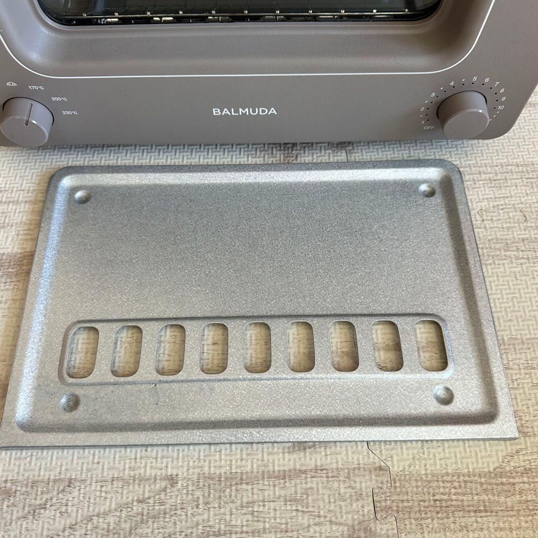 バルミューダ　スチームトースター ショコラ　K01E-CW 2019年製