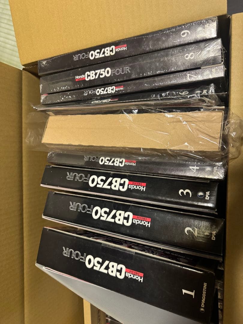 ホンダ CB750FOUR 未組み立て　全巻セット　ディアゴステーニ