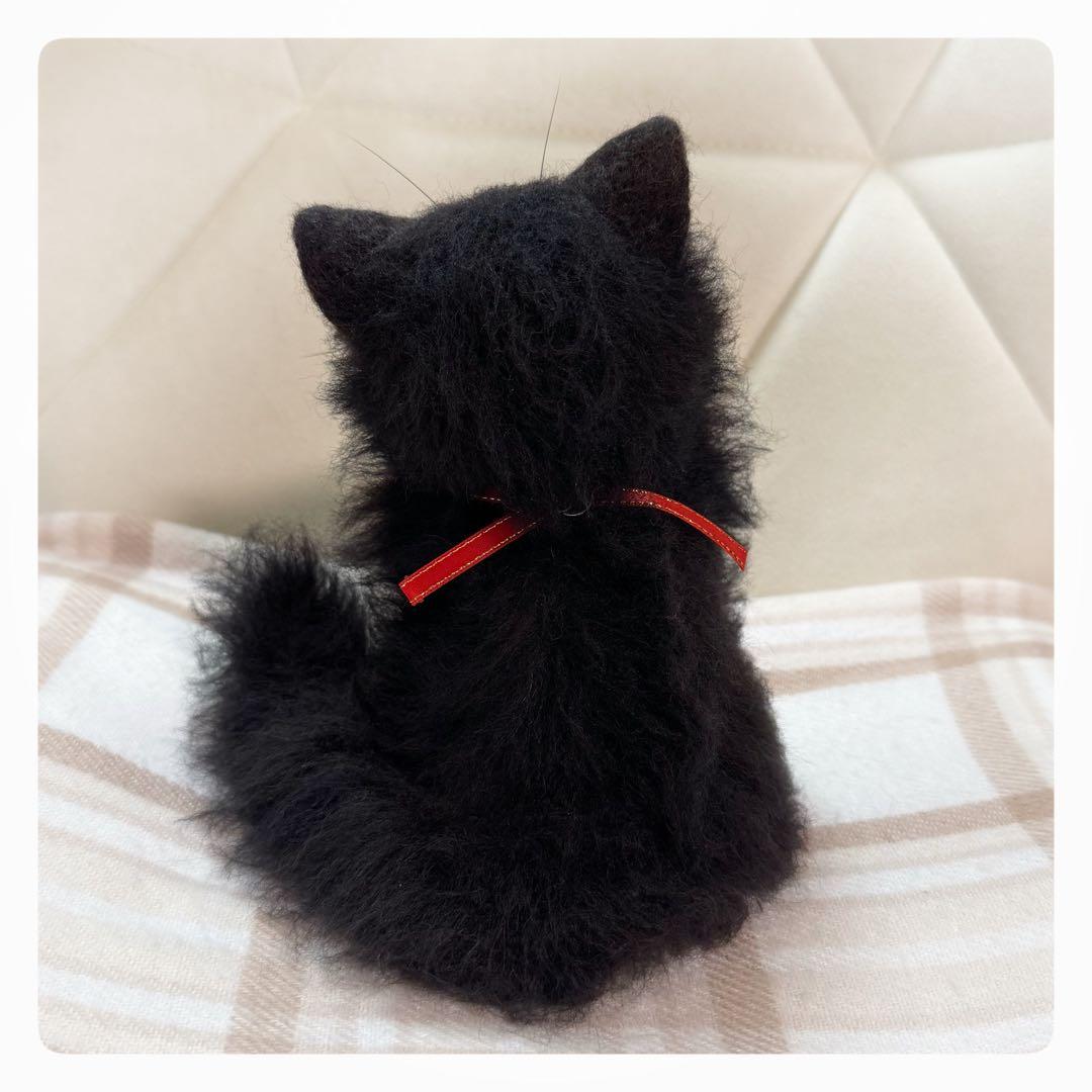 羊毛フェルト　黒猫　猫　ハンドメイド　観賞用 ぬいぐるみ 癒し アートドール