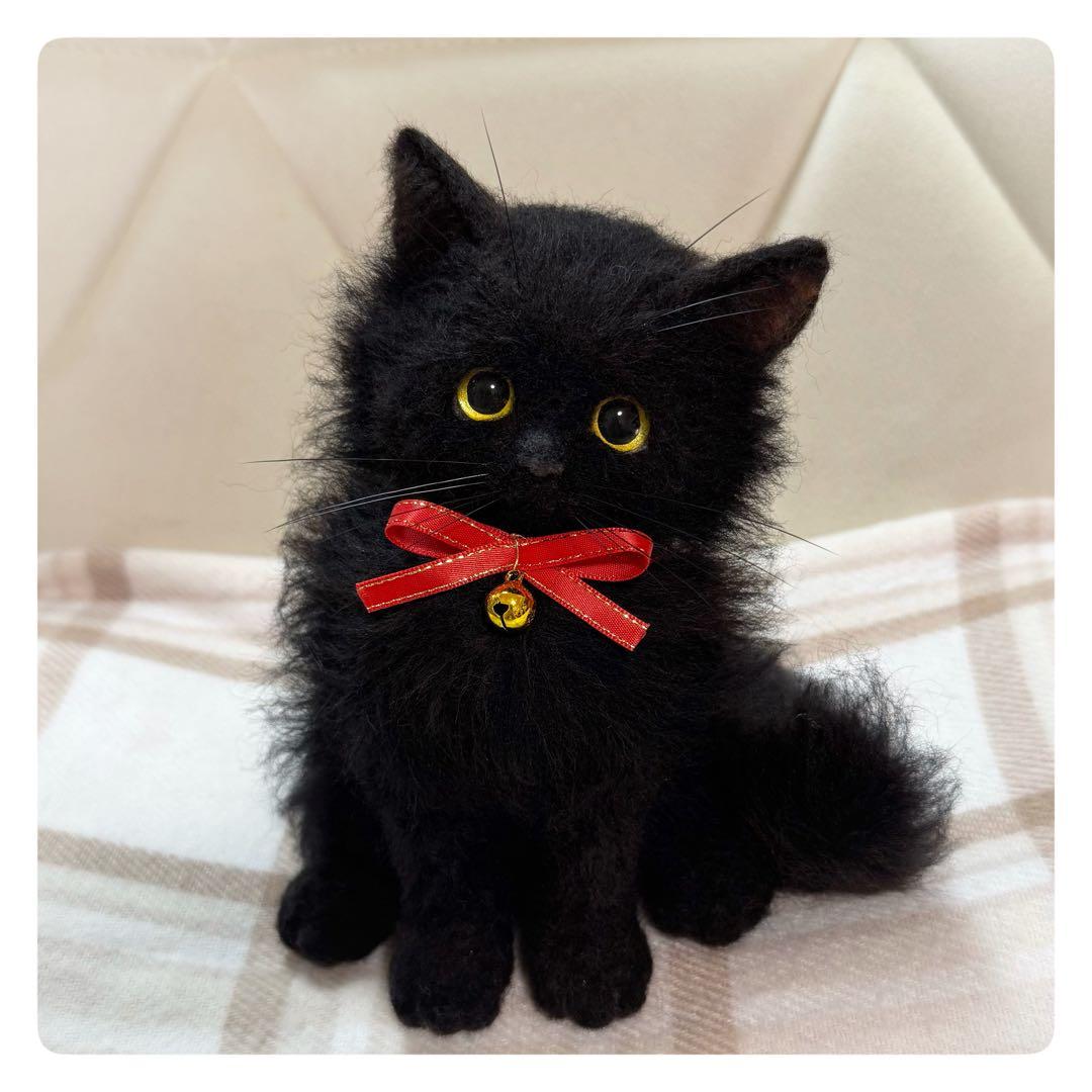 羊毛フェルト　黒猫　猫　ハンドメイド　観賞用 ぬいぐるみ 癒し アートドール