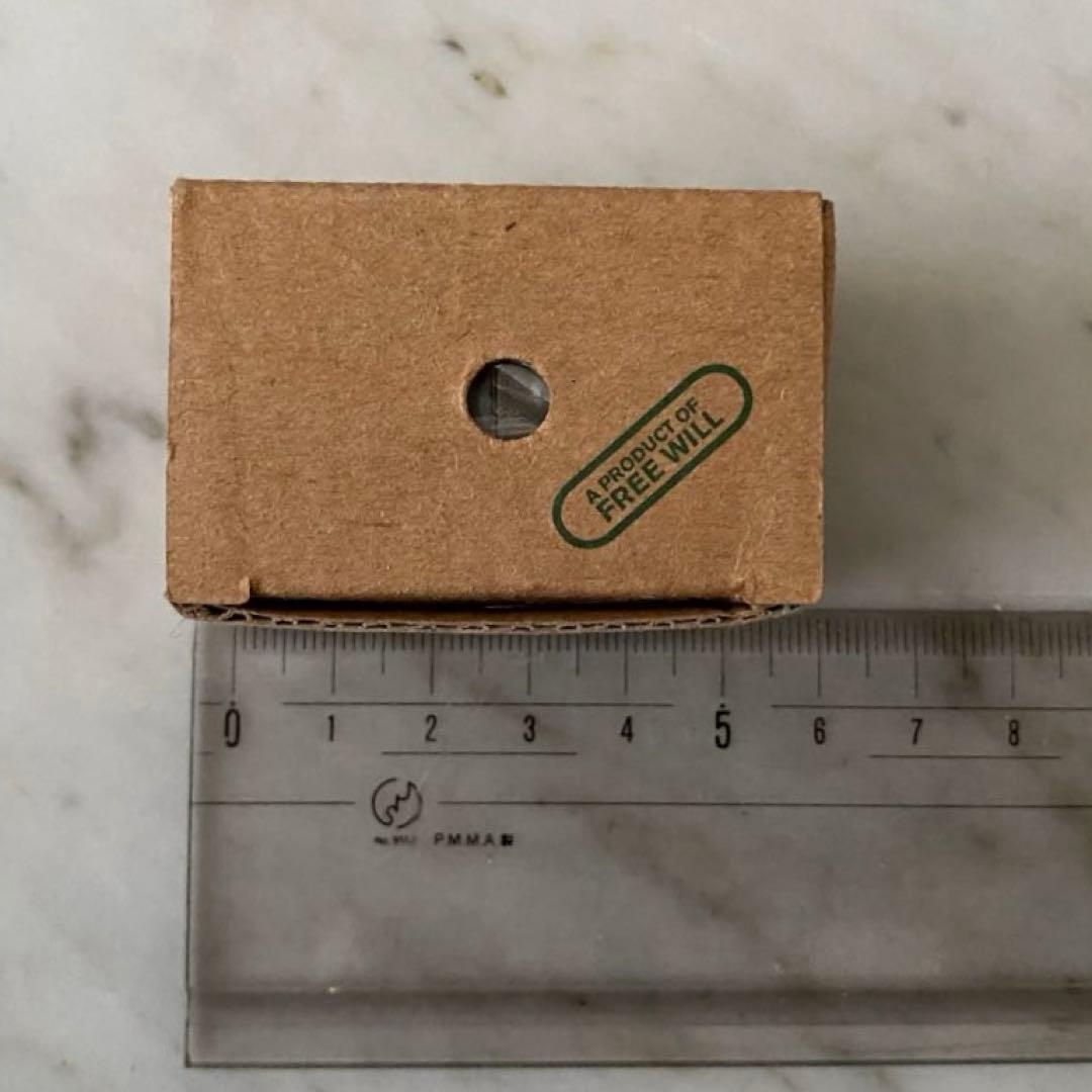 ｛VOLVO｝　ブラック水筒カバー ＆ シルバーミニチュアカー　2点セット