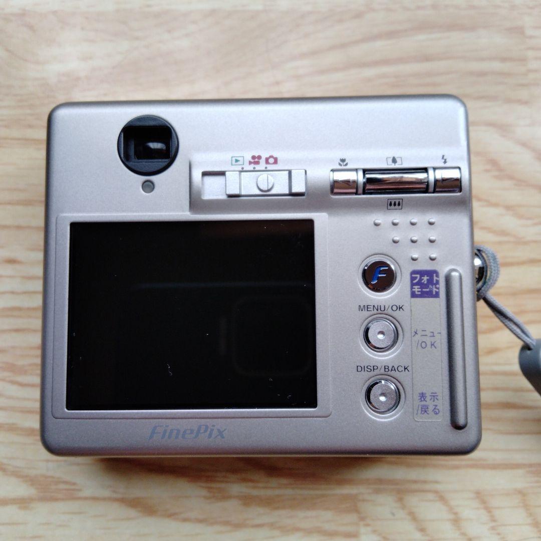デジタルカメラ FUJIFILM FinePix F450