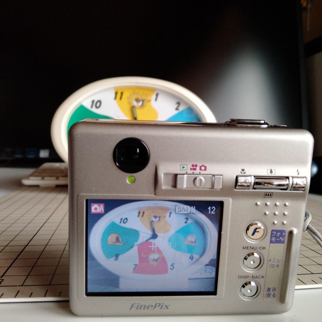 デジタルカメラ FUJIFILM FinePix F450