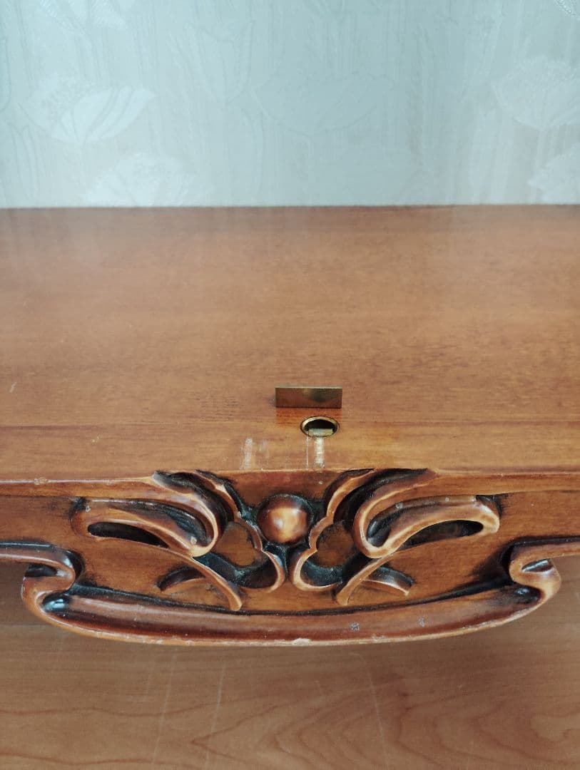 CL Italia イタリア製 ガラスキャビネット アールヌーヴォー