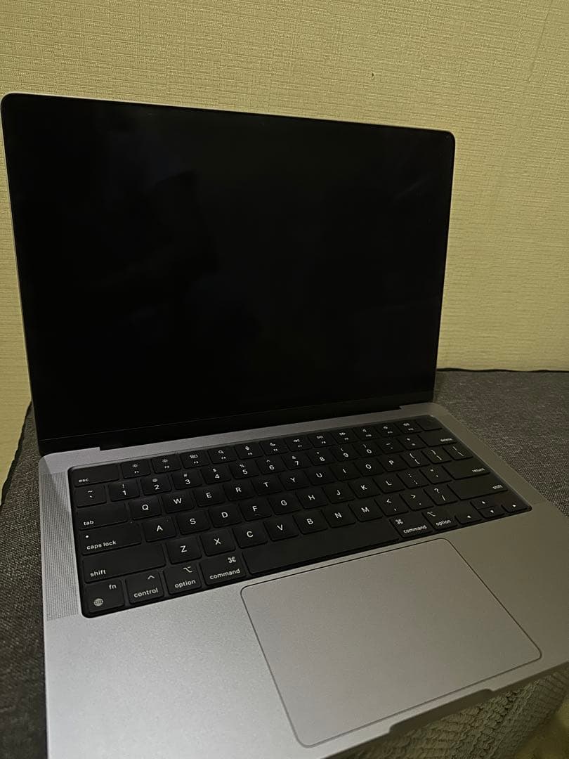 Apple MacBook 本体 スペースグレー