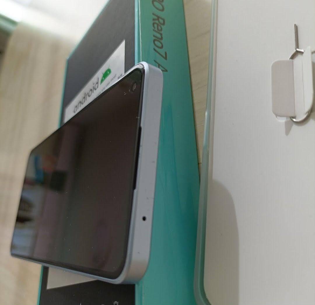 OPPO Reno7 A ドリームブルー SIMフリー版 CPH2353