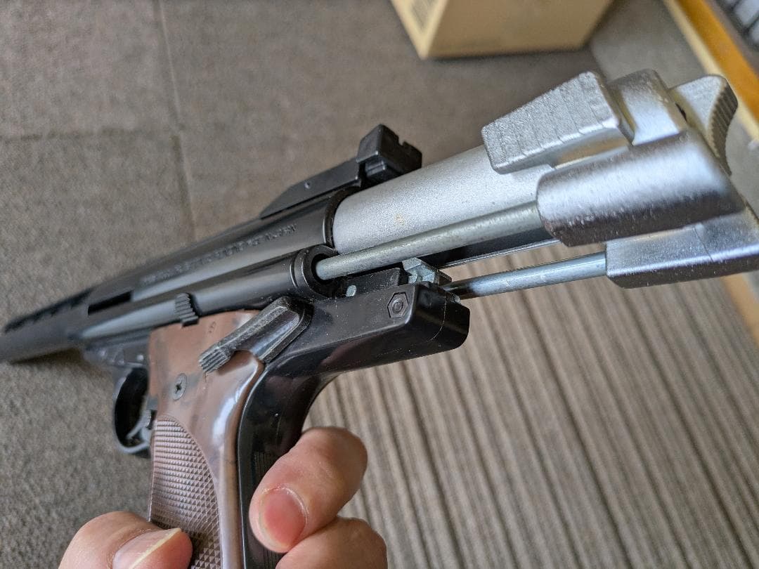 タカトク SSオートマグカスタム 純正＆BB弾用カートリッジ付き