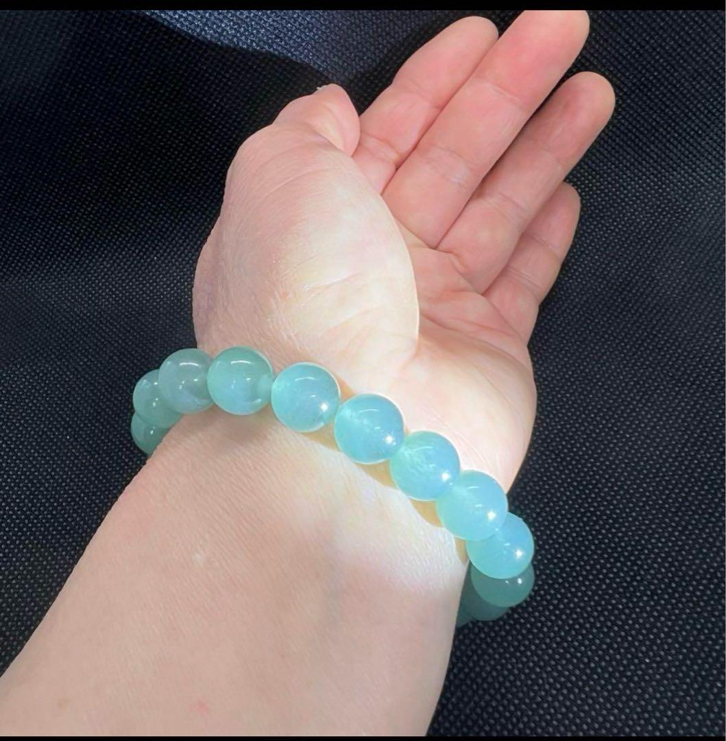 ミャンマー産Aランク翡翠スカイブルーのパワーストーンブレスレットAB977