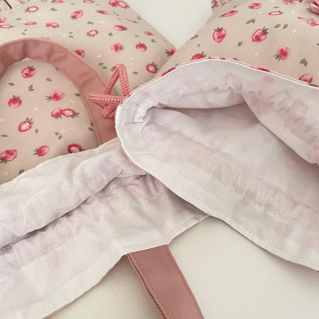 入園・入学　グレー苺柄　レッスンバッグ、上履き入れ、着替え袋、給食袋