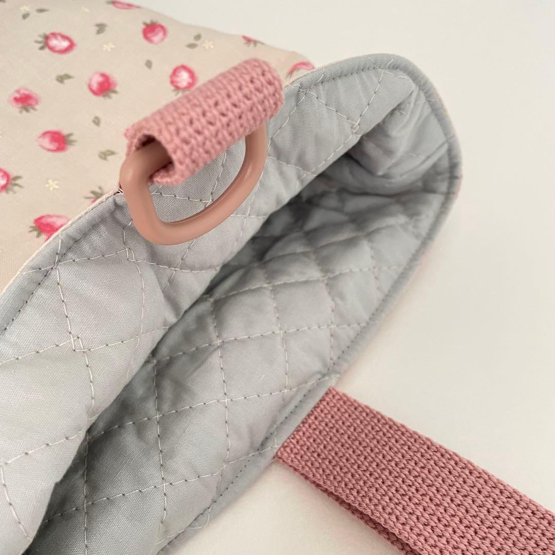 入園・入学　グレー苺柄　レッスンバッグ、上履き入れ、着替え袋、給食袋